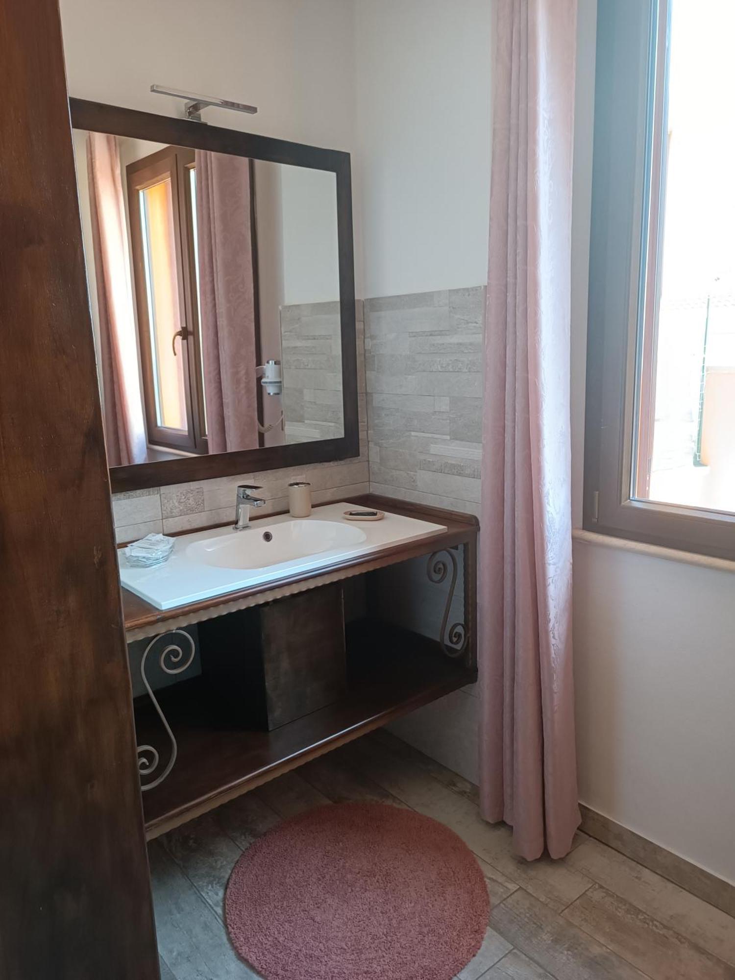 פורטו טורס B&B Mamuthones חדר תמונה